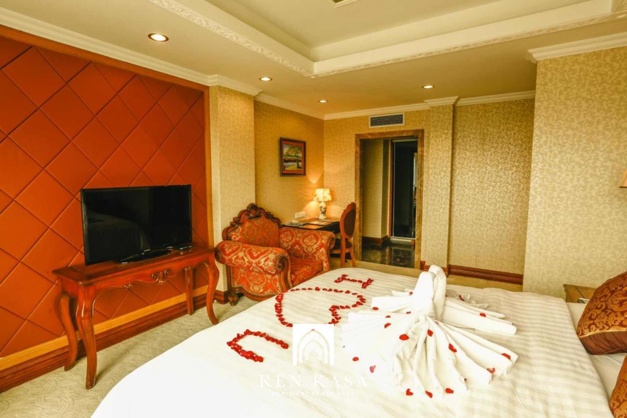 Phòng ngủ ấn tượng tại The Vissai Ninh Bình Hotel